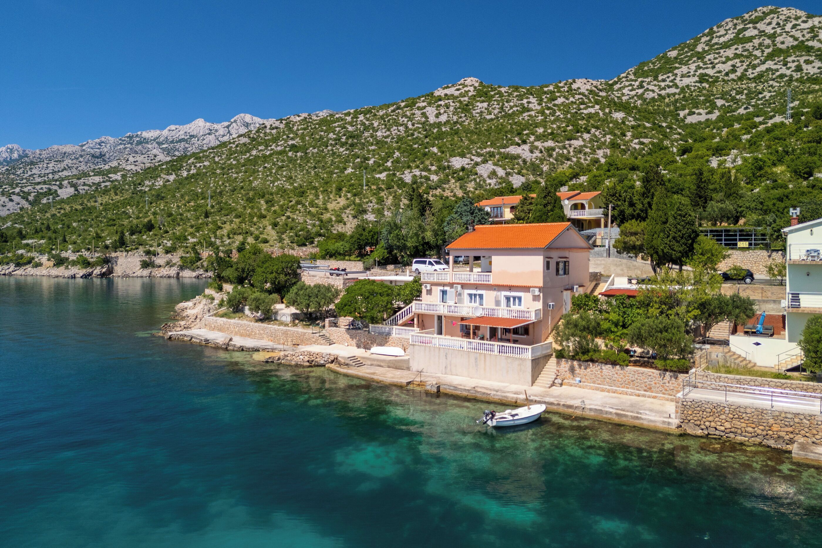 منظر من الجو على ارتفاع عالٍ