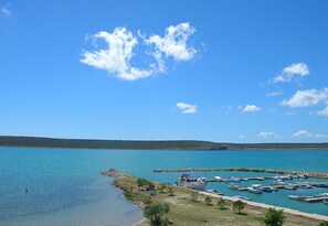Beach nearby - Apartments Blue Skies (Razanac)