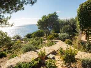 Water view - House Ana (Solta)