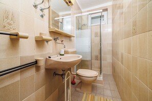 Apartment (A1) | Bathroom - Apartment Ivan (Karlobag)