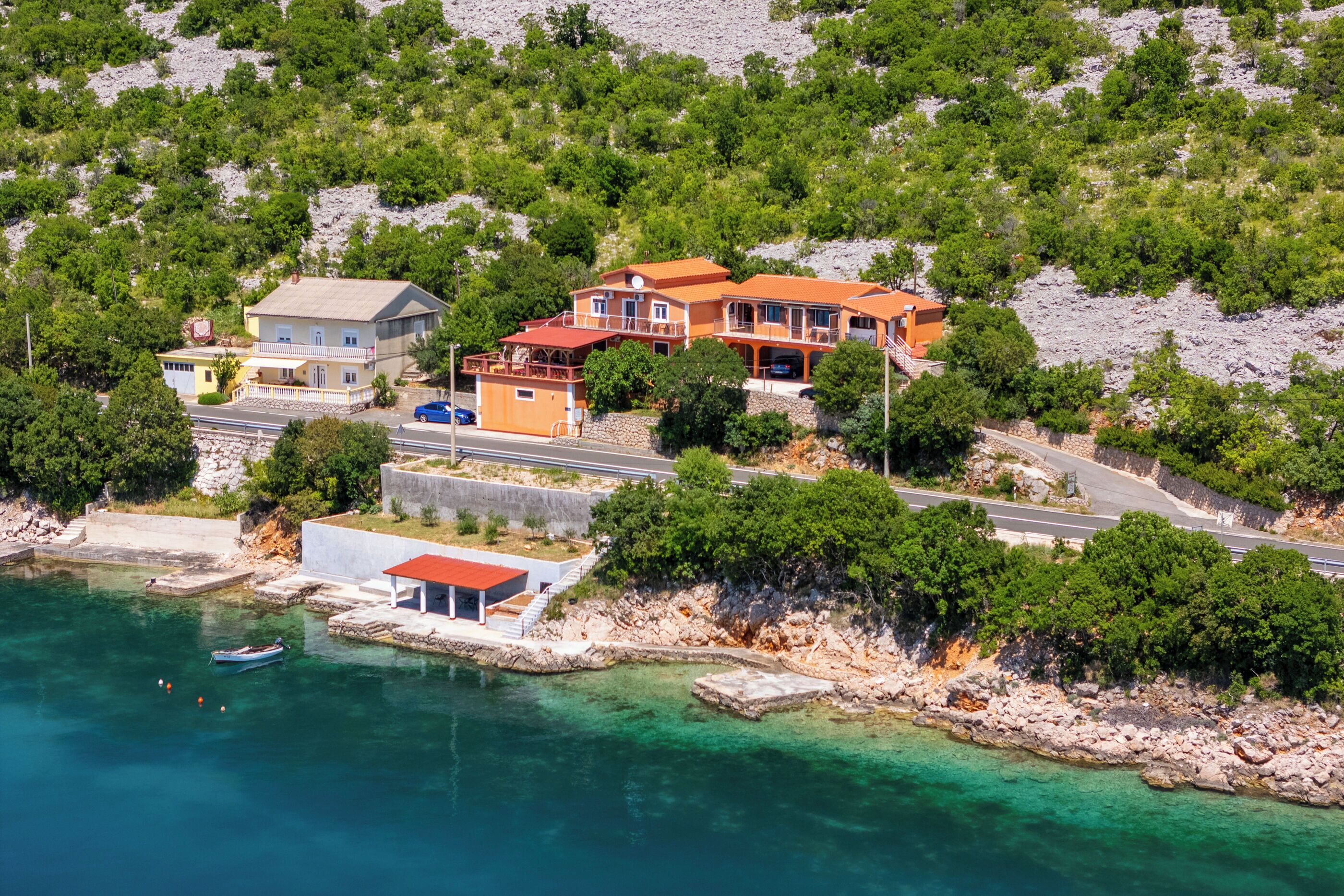 Kiến trúc tòa nhà