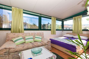 Apartamento (A1) | Ferros/tábuas de passar roupa, Wi-Fi de cortesia