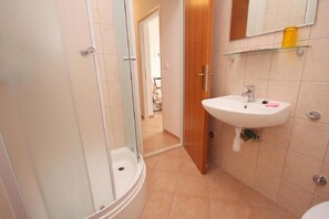 Apartment (A1) | Bathroom - Apartments Brane (Okrug)