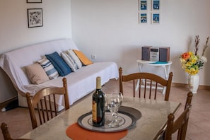 Apartment (A2) | Living room - Apartments Brane (Okrug)