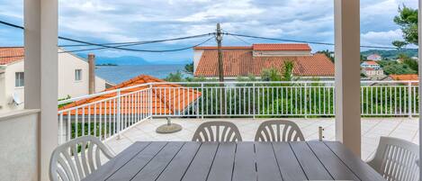 Apartment (A1) | Terrace/patio