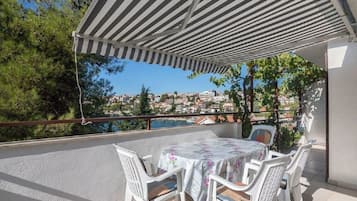 Apartment (A1) | Balcony