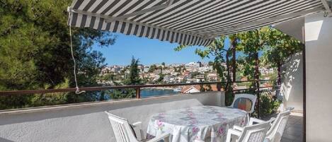 Apartment (A1) | Balcony