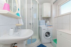 Apartment (A1) | Bathroom - Apartment Mia (Split)