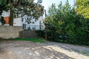 Free self parking - Apartment Mia (Split)
