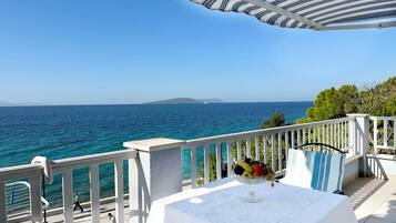 Apartemen (A1) | Balkon