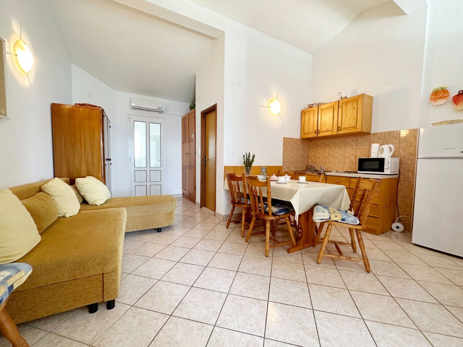 Apartment (A1) | Living room