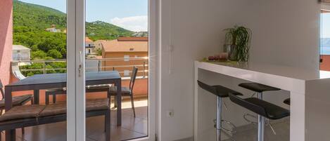 Apartment (A1) | Dining