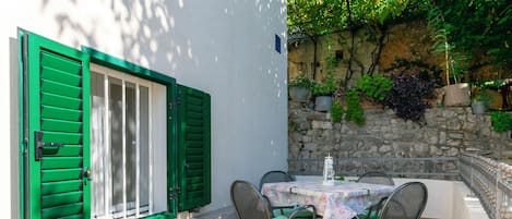 Apartment (A1) | Terrace/patio