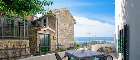 Apartment (A1) | Terrace/patio