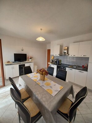 Private kitchen - Apartment Marijica (Okrug)