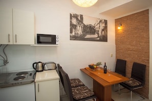 Apartment (A1) | Private kitchen - Apartment Zdrav (Split)