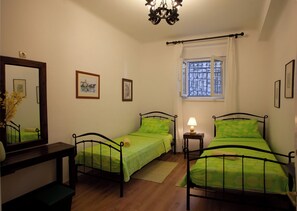 Apartment (A1) | Iron/ironing board, free WiFi - Apartment Zdrav (Split)