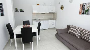 Apartment (A1) | Living area