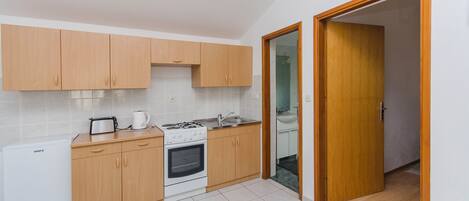 Apartment (A2) | Private kitchen