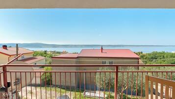 Apartment (A1) | Property grounds