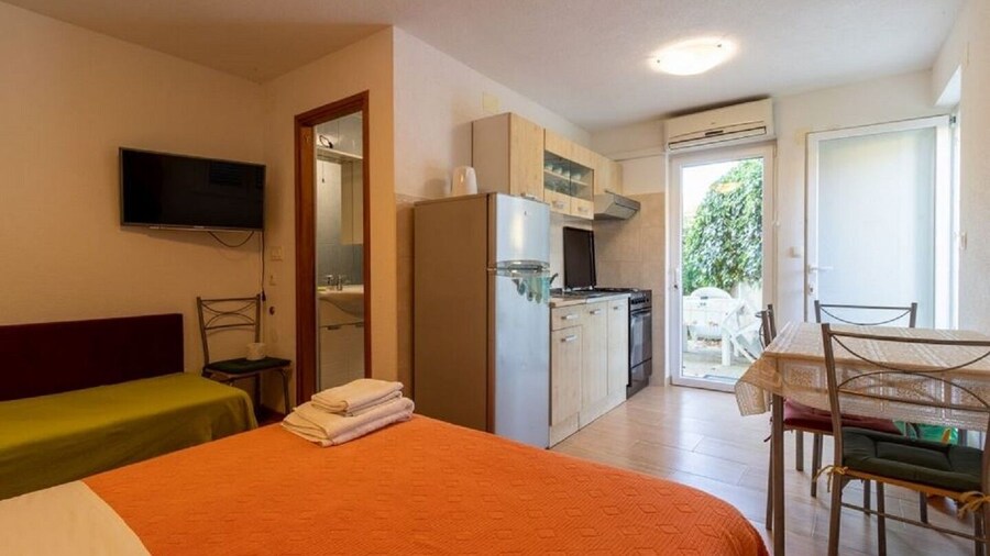 Apartments Mir