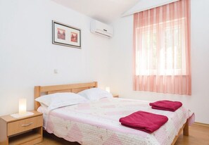 Apartemen (A4) | Setrika/meja setrika dan Wi-Fi gratis