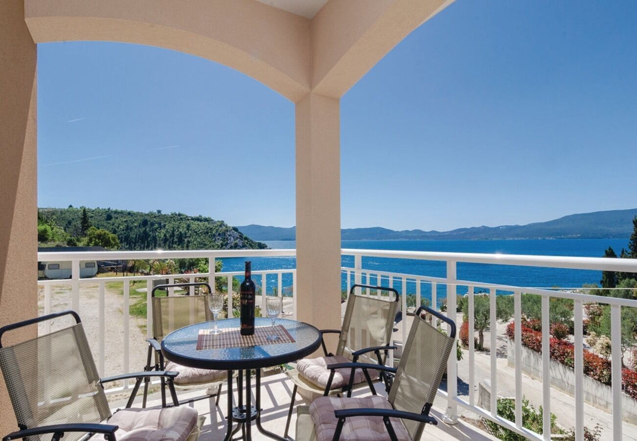 Departamento (A2) | Vista al agua