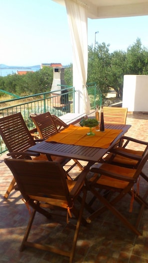 Apartment (A1) | Terrace/patio - Apartments Dia (Primosten)