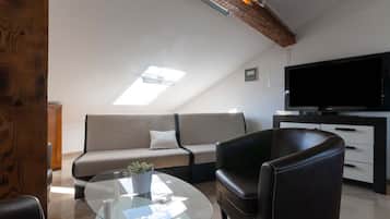 Studio (A1) | Living room