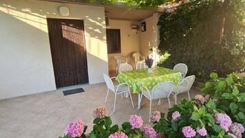Apartment (A1) | Terrace/patio