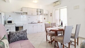 Apartment (A1) | Private kitchen - Apartments Vinx (Rogoznica)