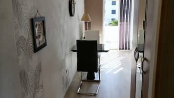 Studio (A3) | Hallway