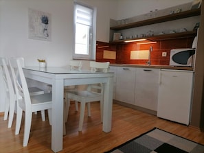 Private kitchen - Apartments Dora 2 (Bibinje)