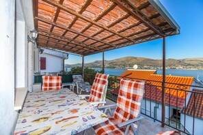 Apartment (A1) | Balcony - Apartment Denis (Okrug)