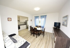 Apartment (A1) | Dining - Apartment Sveto (Biograd na Moru)