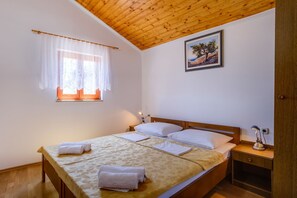 Apartment (A1) | Iron/ironing board, free WiFi