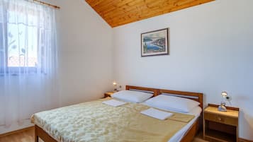 Apartment (A2) | Iron/ironing board, free WiFi