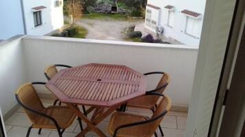 Apartment (A1) | Balcony