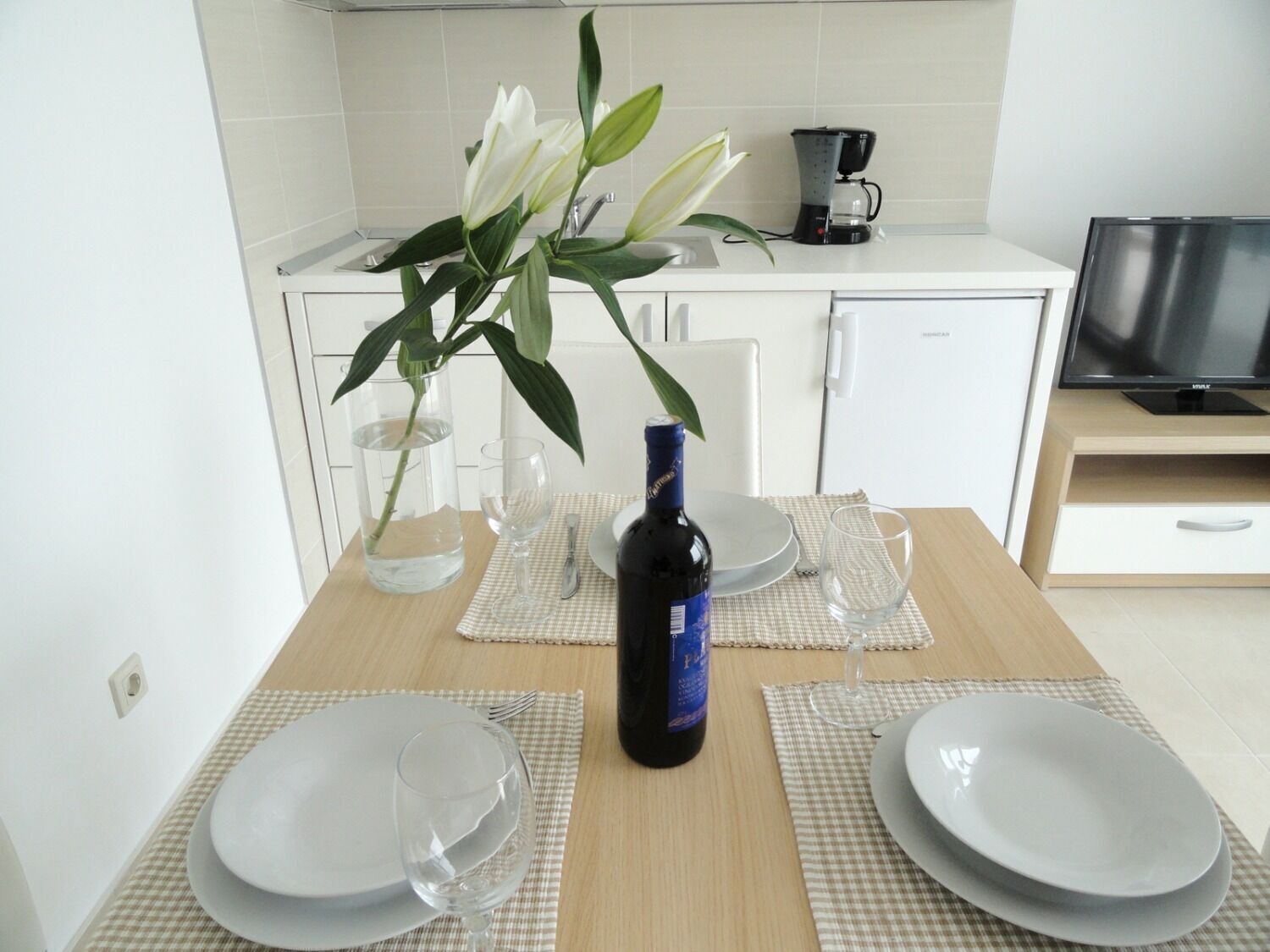 Apartemen (A4) | Tempat makan