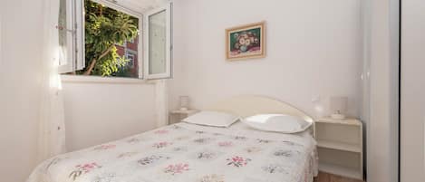 อพาร์ทเมนท์ (A1) | เตารีด/โต๊ะรีดผ้า, Wi-Fi ฟรี