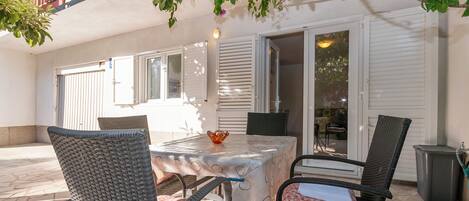 아파트 (A1) | 테라스/파티오