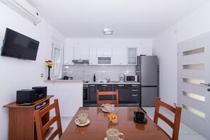 Apartment (A2) | Private kitchen - Apartment Ivica (Split)
