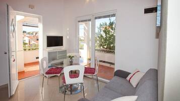 Apartment (A1) | Living room