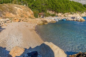 Beach - Apartments Saga 2 (Omis)