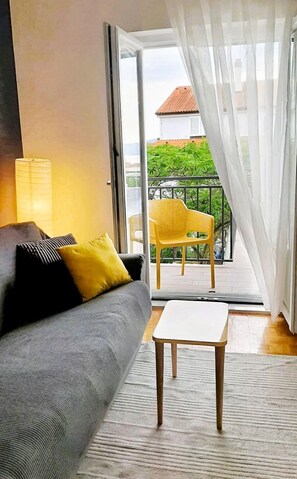 Apartment (A1) | Living room - Apartment Korni (Biograd na Moru)