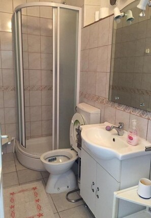Apartment (A1) | Bathroom - Apartment Ivica (Sucuraj)