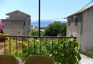 Balcony - Apartment Ivica (Sucuraj)