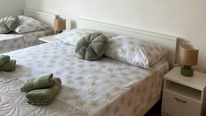 Apartment (A1) | Iron/ironing board, WiFi (free) - Apartment Ivica (Sucuraj)