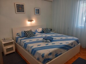 منزل | مكواة/لوح كي وأسرّة أطفال/رضّع (مجانًا) وواي فاي مجانًا