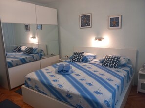 House | Iron/ironing board, free cribs/infant beds, free WiFi - House Boris (Split)